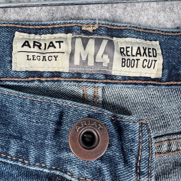 Ariat Legacy M4 Relaxed Boot Cut Jeans Mens 30x30 Blue Denim Work Wear Western - Picture 8 of 16